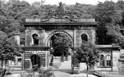 Corporation Park Entrance c.1950, Blackburn