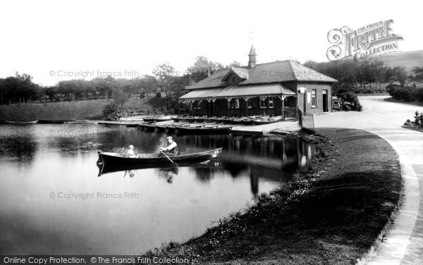Photo of Blackburn, Queens Park Lake 1923