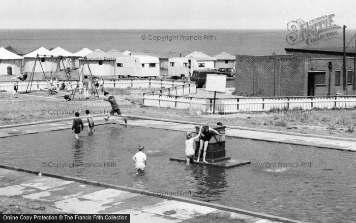 Photo of Blackhall Colliery, Crimdon Dene, Children In The Pool c.1965