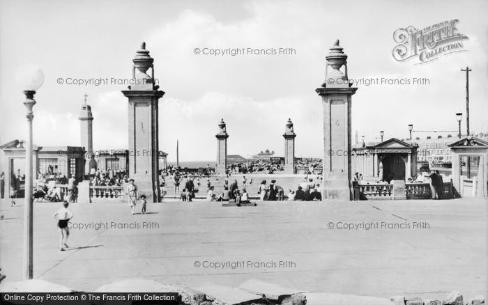 Photo of Blackpool, Paddling And Boating Pool, South Shore c.1939