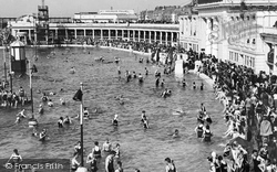 The Open Air Bath 1947, Blackpool