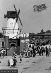 Windmill On The Promenade 1947, Blackpool