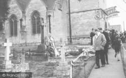 Sir Winston Churchill's Grave, St Martin's Church 1965, Bladon
