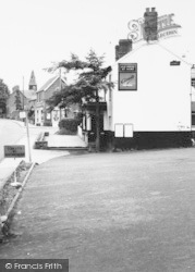 Old House At Home, Birmingham Road c.1965, Blakedown
