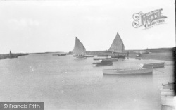 Boats c.1930, Blakeney