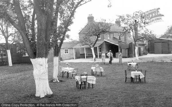 Photo of Blakeney, Lensbrook Tea Gardens c.1945