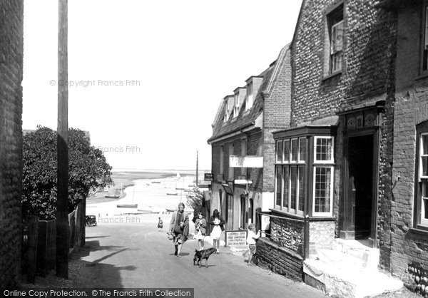 Photo of Blakeney, The Village 1933