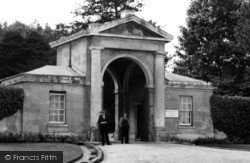 Bryanston School Gate c.1955, Blandford Forum