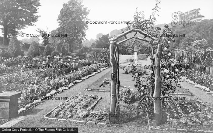 Photo of Blantyre, David Livingstone Memorial Centre, Rose Garden c.1935