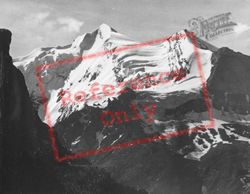 The Doldenhorn c.1930, Blausee