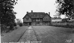 Brewer Street Farm House c.1960, Bletchingley