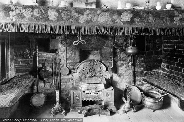 Photo of Bletchingley, Chimney Corner, The Whyte Harte 1907