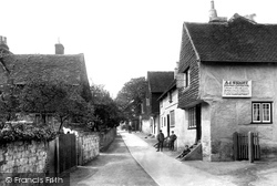 Church Walk 1907, Bletchingley