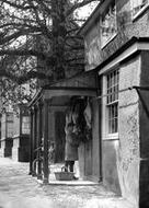 Hanging Meat 1911, Bletchingley