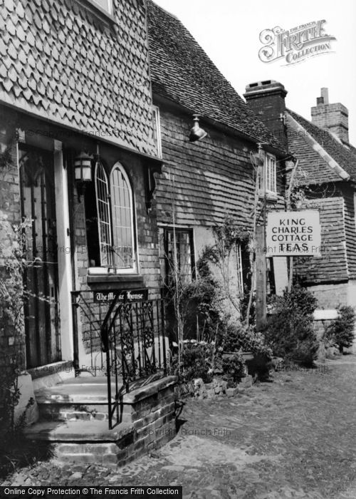 Photo of Bletchingley, Market House And King Charles Cottage c.1965