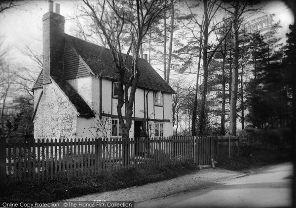 Photo of Bletchingley, Old Cottage 1905