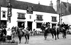 The Hunt At Ye Olde Whyte Harte Hotel c.1965, Bletchingley