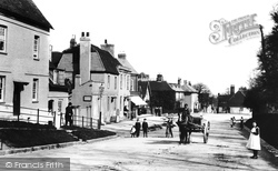 The Street 1905, Bletchingley