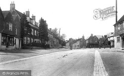 The Village 1911, Bletchingley