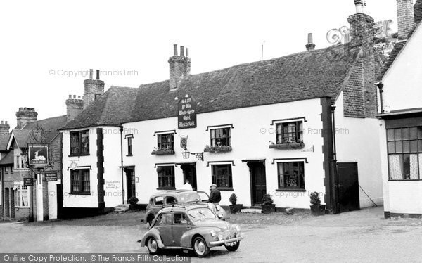 Photo of Bletchingley, The Whyte Harte c.1955