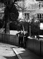 Two Men 1905, Bletchingley