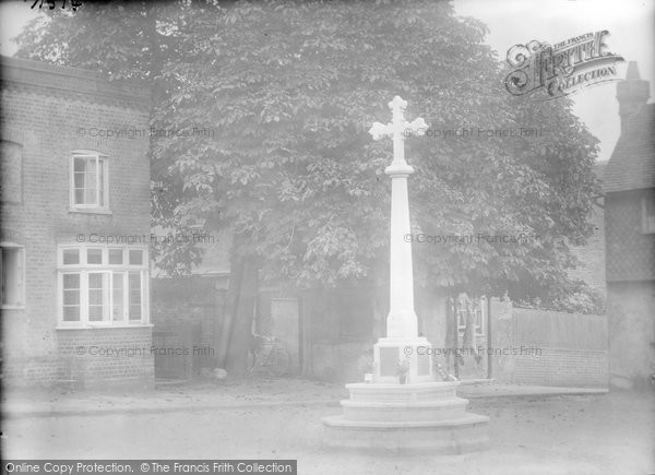 Photo of Bletchingley, War Memorial 1921