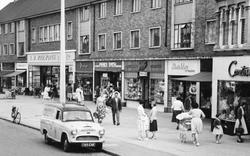 Bletchley Road, Shoppers 1961, Bletchley