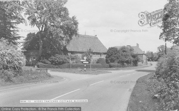 Photo of Bloxham, Hydes Thatched Cottage c.1960