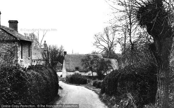 Photo of Blunsdon, Hunts Hill 1914