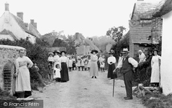 Blunsdon, Lower Village Road 1911, Lower Blunsdon