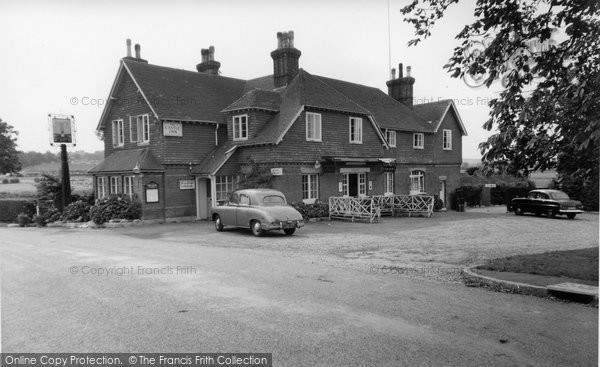 Photo of Bodiam, Castle Inn c.1960