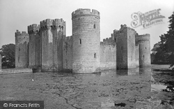 The Castle 1925, Bodiam