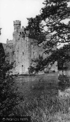 The Castle c.1955, Bodiam