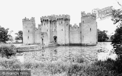 The Castle c.1955, Bodiam