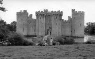 The Castle c.1960, Bodiam