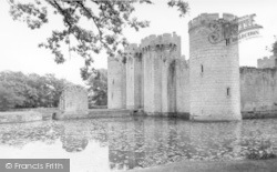The Castle c.1960, Bodiam
