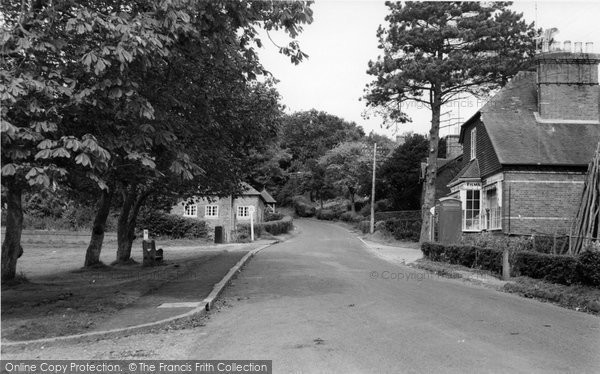 Photo of Bodiam, The Village c.1960