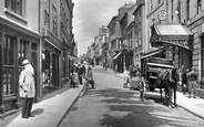 Old Man In Fore Street 1920, Bodmin