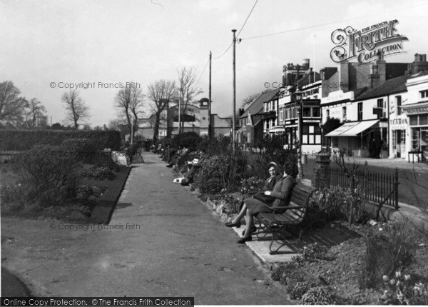 Photo of Bognor Regis, Pier Head Gardens c.1950