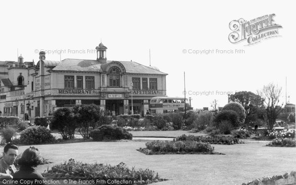 Photo of Bognor Regis, Pier Head Gardens c.1955