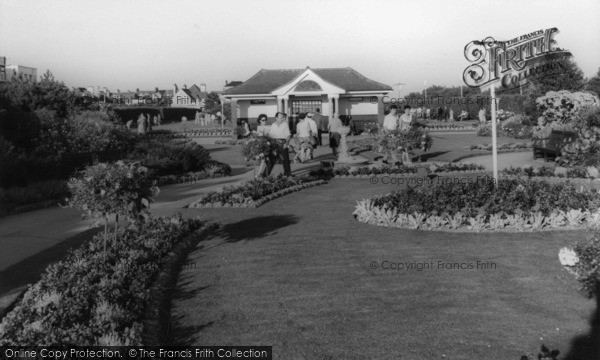Photo of Bognor Regis, The Gardens c.1960