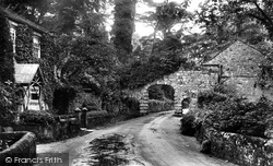 Old Arches And Home Farm 1909, Bolton Abbey