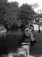 Looking At The Village Pond 1913, Bonchurch