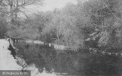 Pond 1896, Bonchurch