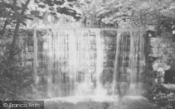 Waterfall c.1955, Bontuchel