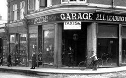 Clinton & Co Garage 1919, Bordon