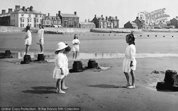Photo of Borth, Children On The Beach 1922