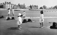 Children On The Beach 1922, Borth