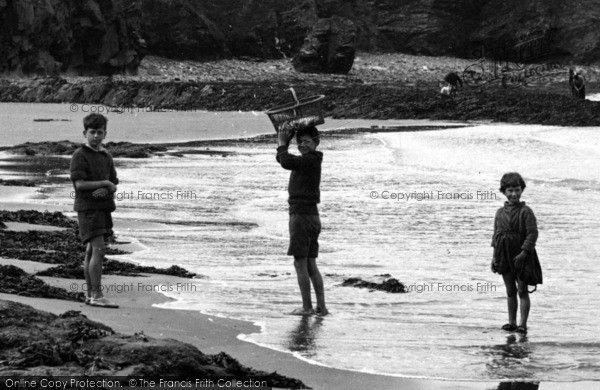 Photo of Borth, Children Paddling 1925