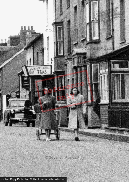 Photo of Borth, Ladies In High Street 1949